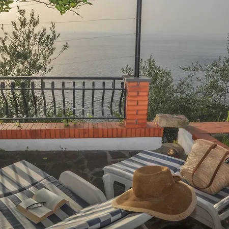 La Terrazza Sul Golfo Tatil Evi